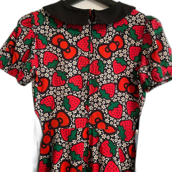 Hello Kitty S Sanrio Strawberry Dress Kawaii Fruit Coquette Colorful Red Black - Picture 7 of 11